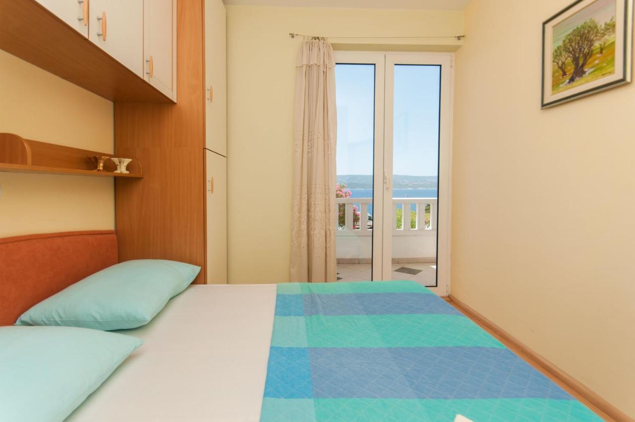 Apartment Brajki 奥米什 外观 照片