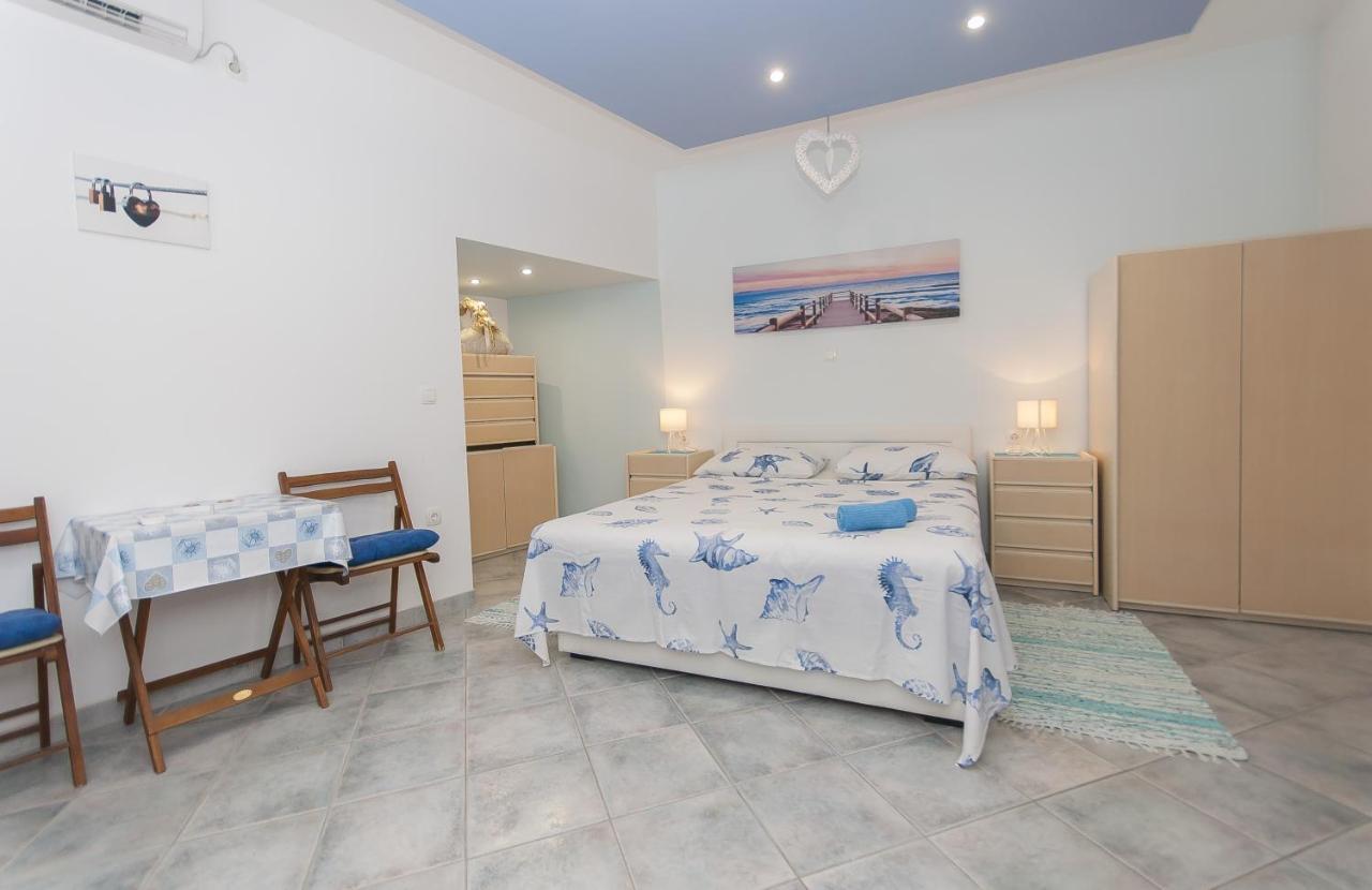Apartment Brajki 奥米什 外观 照片